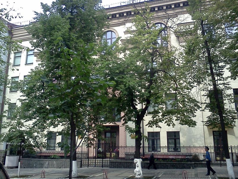 Файл:EmbTKM2UKR.jpg